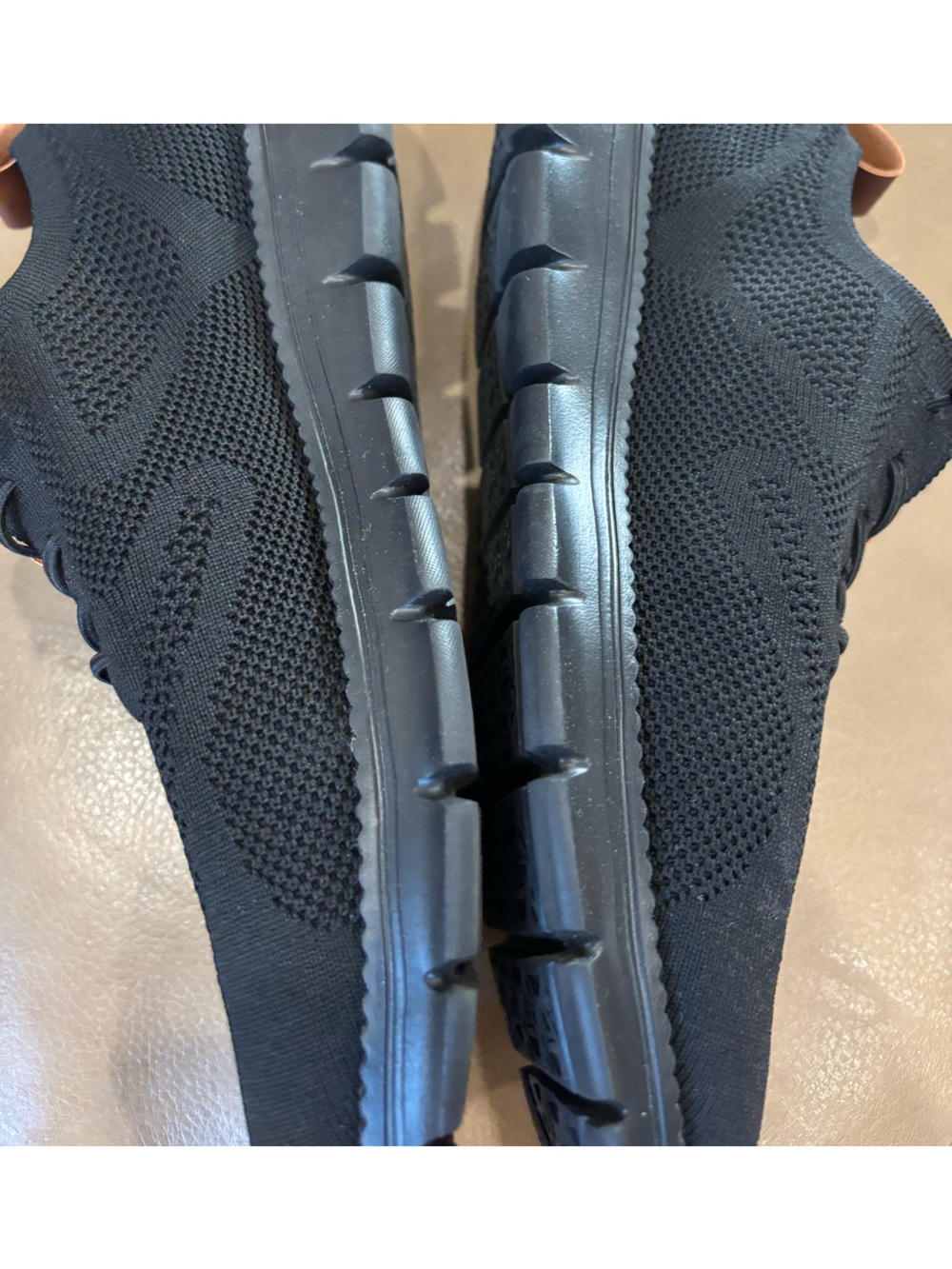 Breeze Men's Black Knit Sneakers with Brown Tongue Accent - Picture 5 of 7